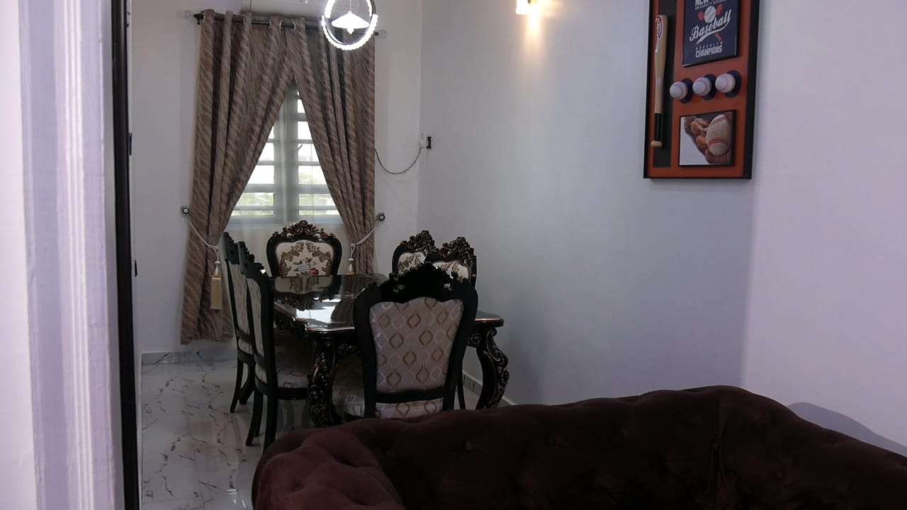 Classical Intimate Dining Suite